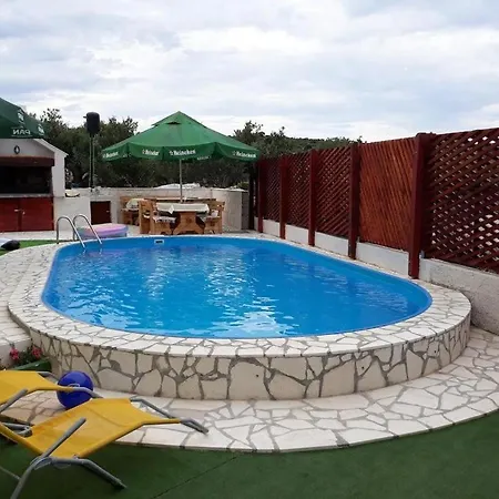 In With Terrace, Air Conditioning, Wifi, Washing Machine 4773-1 Appartement Ražanj